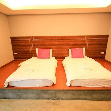Kanvela Resort Kanchanaburi City Exteriör bild